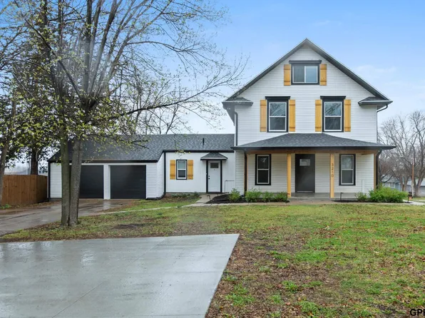 3210 S 48th St, Lincoln, NE 68506