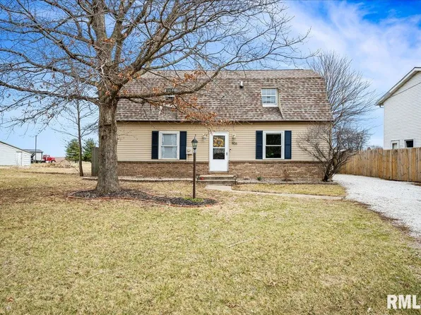 906 N Niles St, Metamora, IL 61548