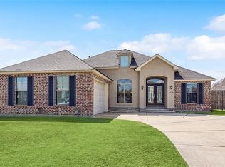 404 Lakewood Dr, Luling, LA 70070