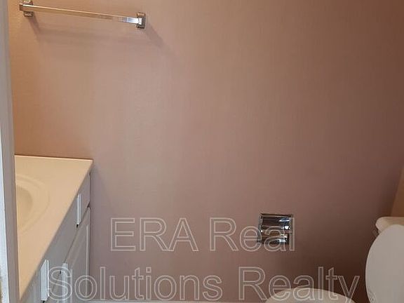 5th image of 97 Liberty Ln APT 1