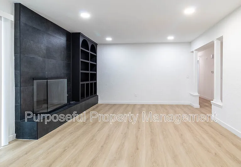 8913 Bentree Country Way — Photo 7