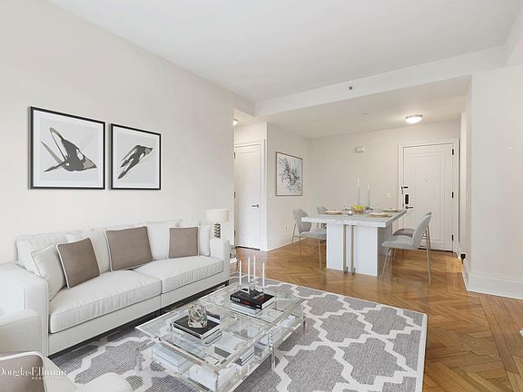 2nd image of 205 W 76th St #8G