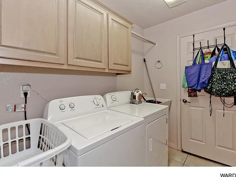 820 Granada Vereda — Photo 17