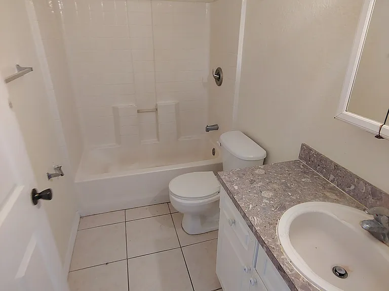 7113 Congress St #201 — Photo 4