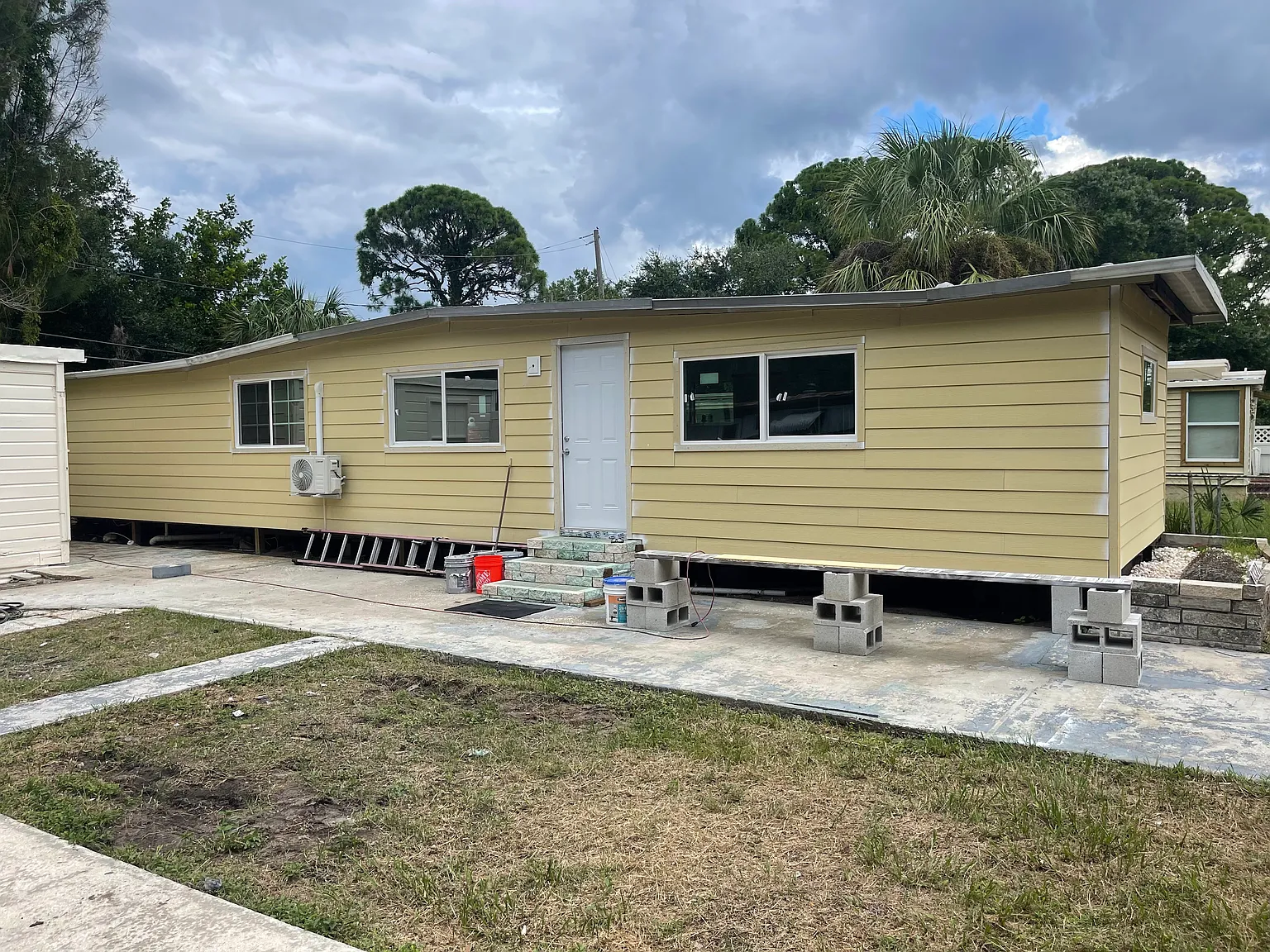 1321 Mentone Dr NE — Photo 1