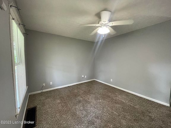 3rd image of 123 Boston Ct