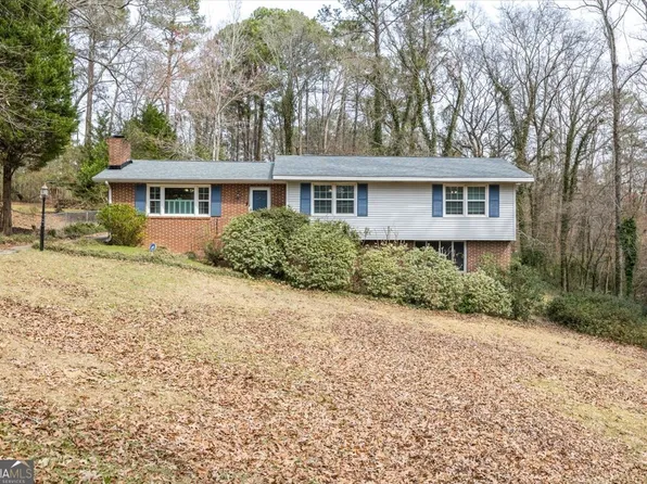 3015 Clairmont Ave, Macon, GA 31204