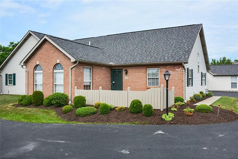 1st image of 139 Pony Dr