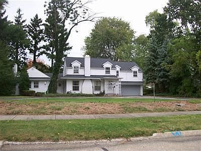 1st image of 28515 Parkwood Dr