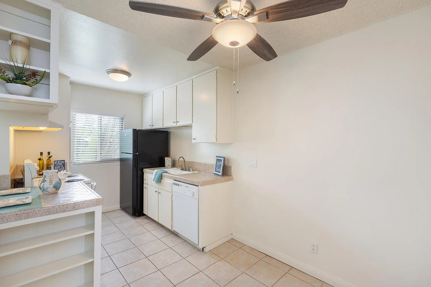 Elan The Plaza — Photo 4