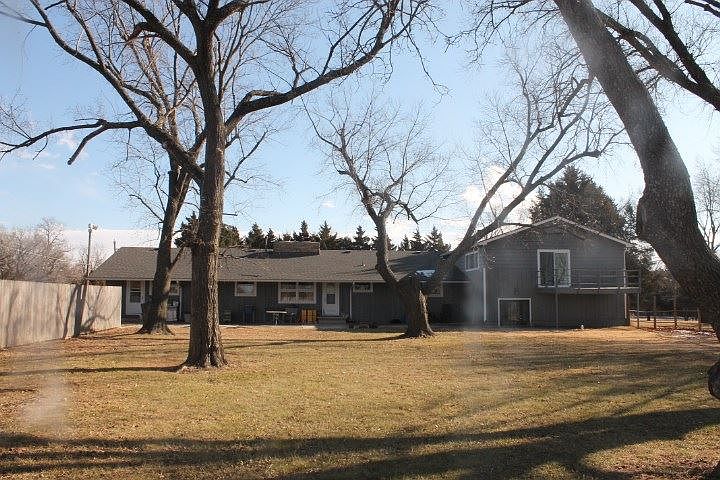 1st image of 1003 S Ginkgo Ln