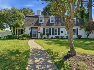 102 Congress Ave, Hampton, VA 23669