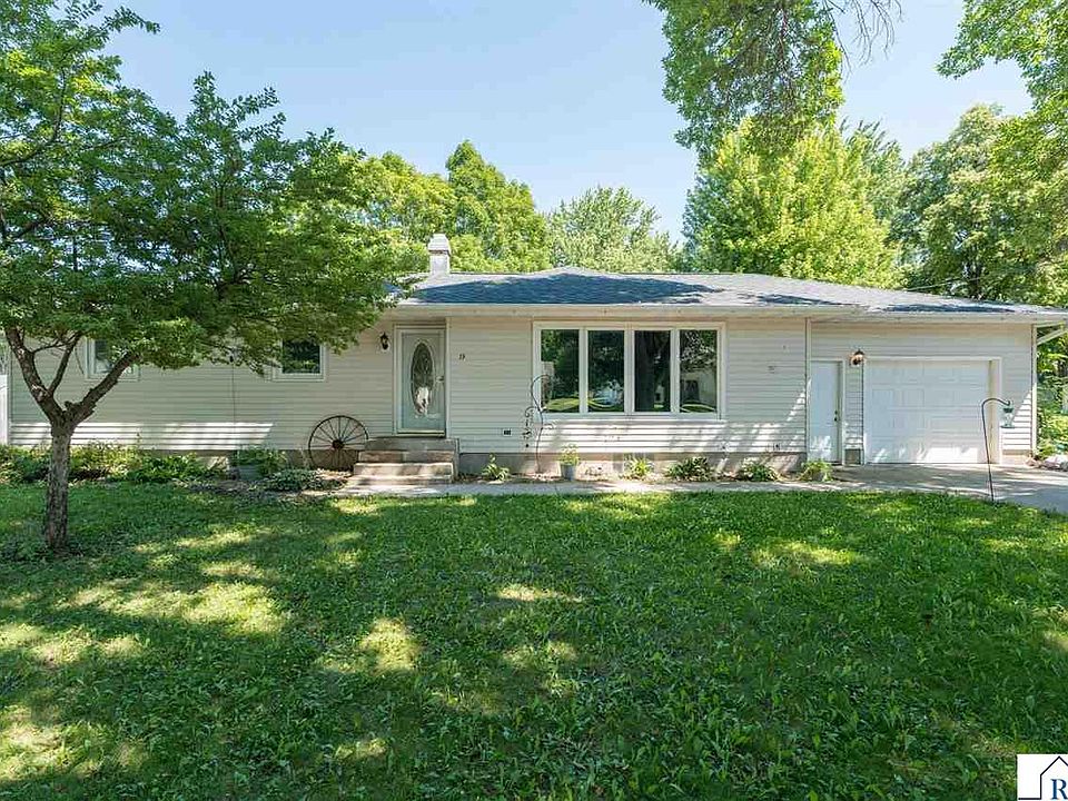 1st image of 19 Higbie Ave W