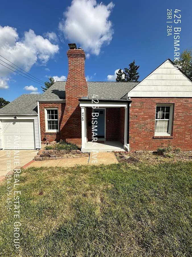 425 Bismark Ave photo 1