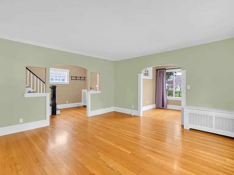 11 Upland Rd — Photo 6