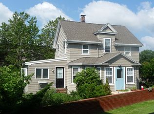 49 Moville St, West Roxbury, MA 02132