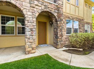 1152 E Winding Creek Dr, Eagle, ID 83616