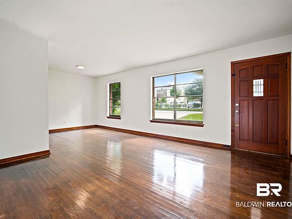 5th image of 754 Pinemont Dr