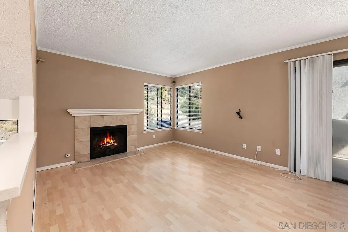 2 bed, 2.5 bath, 1341 sqft, $3,350 — Photo 3