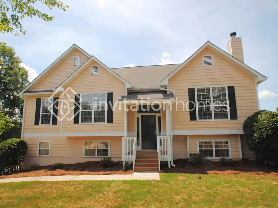 3333 Windgate Dr