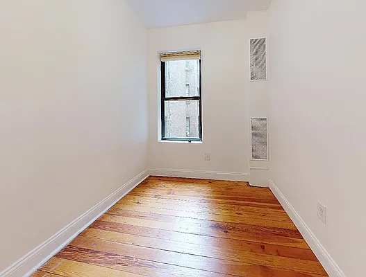 Rented by 346 Realty Group LLC | media 7