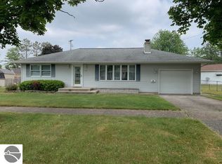 710 W Lincoln St, East Tawas, MI 48730
