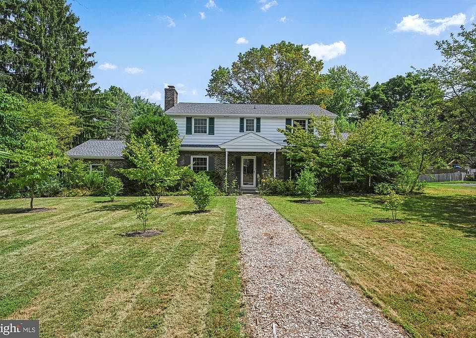 1st image of 2751 Old Orchard Rd