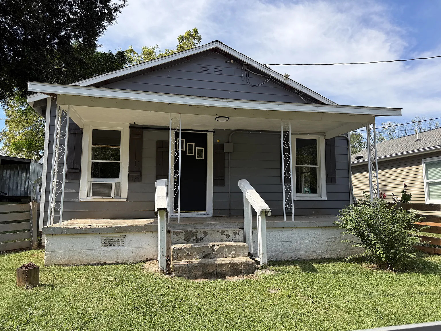 2 bed, 800 sqft, $1,250 — Photo 1