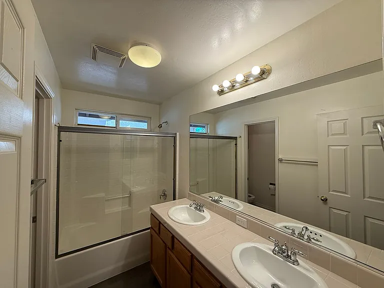 10919 Golden Valley Dr — Photo 14