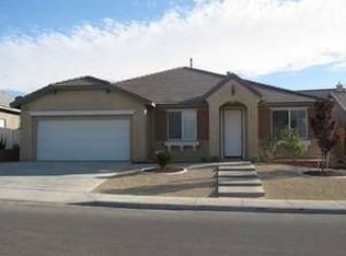 16081 Greyrock St, Victorville, CA 92395