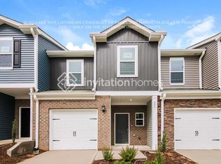 821 Holiday Park Ln, Knightdale, NC 27545
