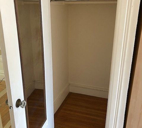 5th image of 747 Elizabeth St APT 4