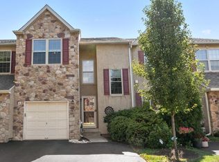 81 Chadwick Cir, Norristown, PA 19403
