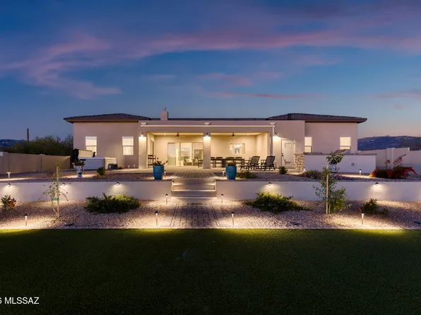 2725 N Megafauna Ct, Tucson, AZ 85749