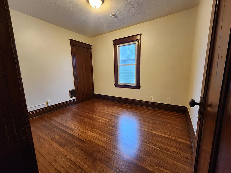 674 Parsells Ave #674 — Photo 15