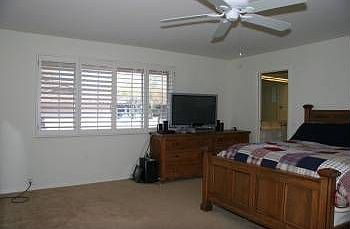 3rd image of 5635 E Lincoln Dr #23