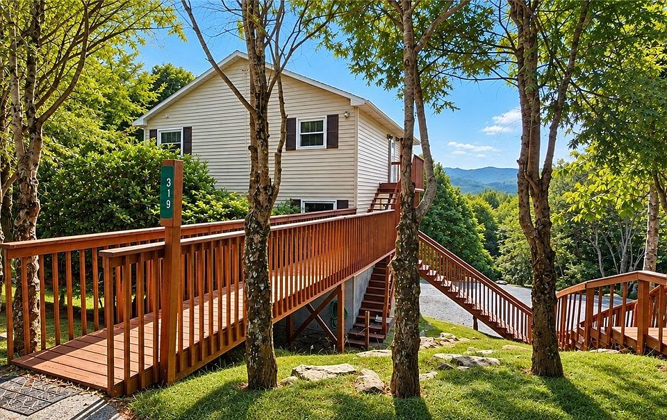 1st image of 319 Pinnacle Ridge Road