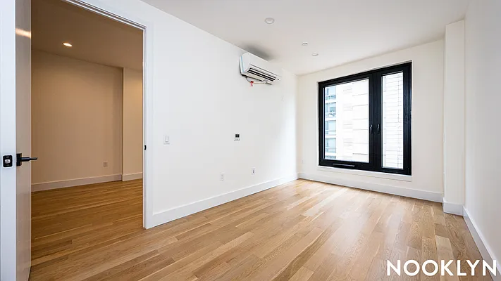 Rented by Nooklyn NYC LLC | media 19