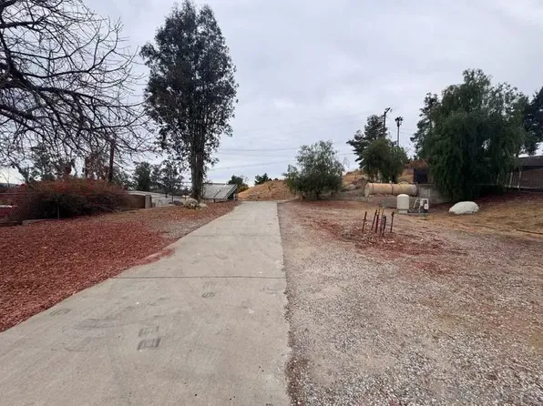 28398 Smith Ave, Lake Elsinore, CA 92532