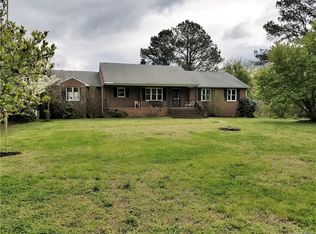 9501 White Oak Church Rd, Wilsons, VA 23894