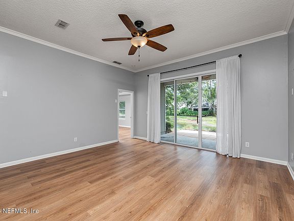 5th image of 565 GRAND PARKE Drive