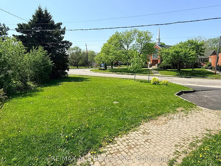 7 Dennett Dr #MAIN — Photo 23