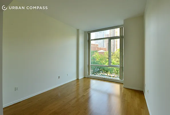 Rented by Compass | media 39