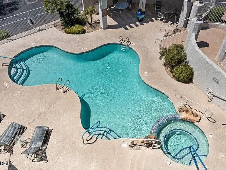 9750 N Monterey Dr #23 — Photo 17