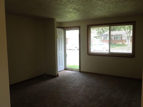 3rd image of 7224 Sancroft Dr