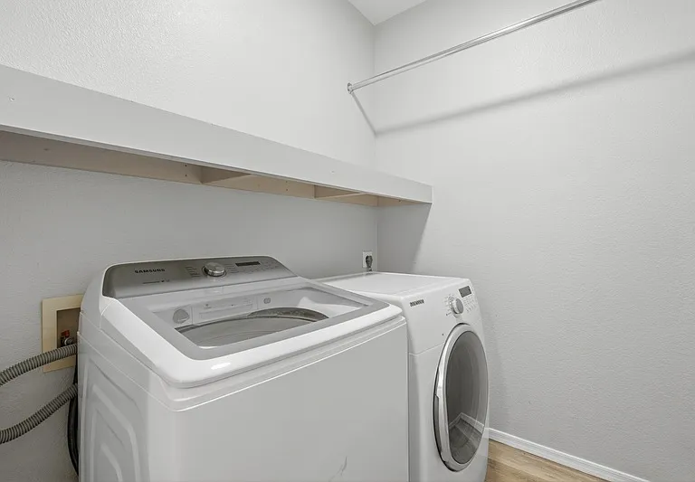 851 S Fern Ct — Photo 19