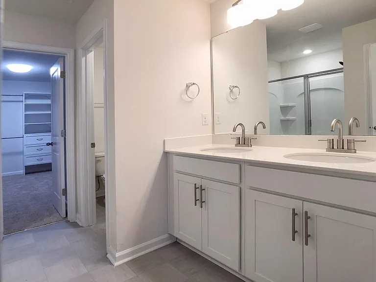 208 Marathon Ln — Photo 23