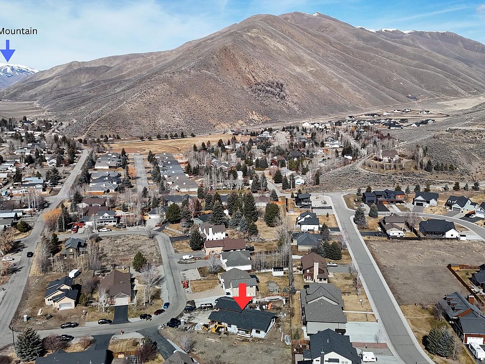 1st image of 471 Maple Ridge Loop