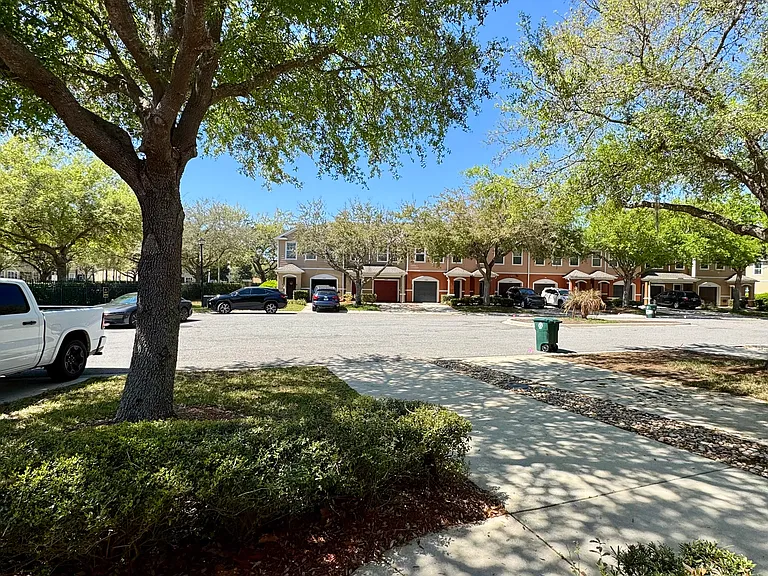13305 Solar Dr — Photo 4