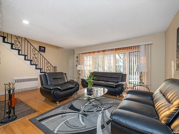 3rd image of 248-14 54th Ave